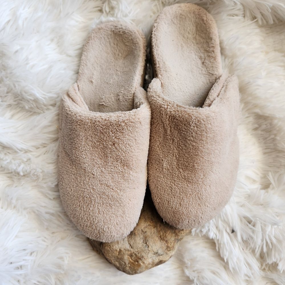 Vionic Gemma slipper shoes